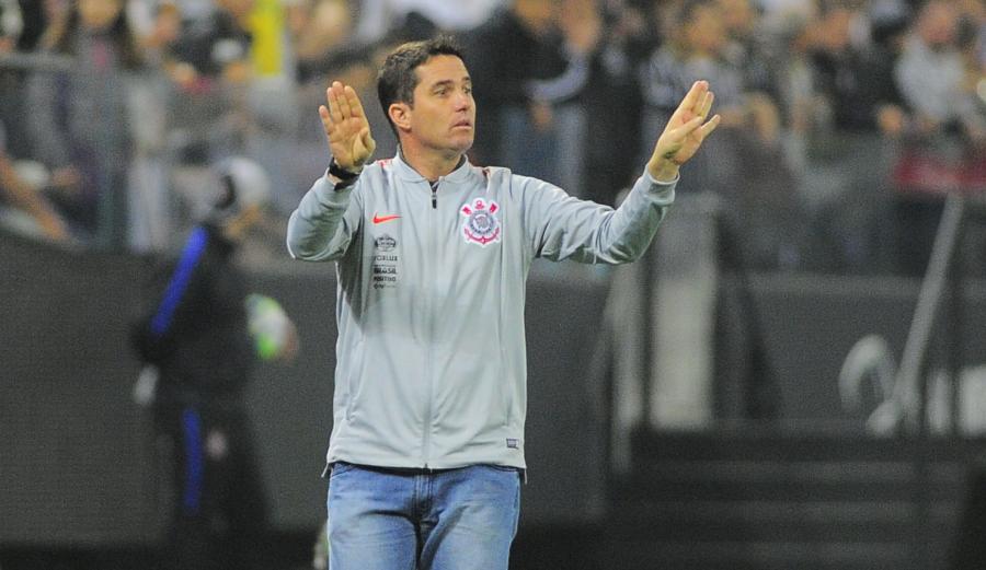 Falta de peças no elenco é principal problema do Corinthians e espinho na carne de Loss